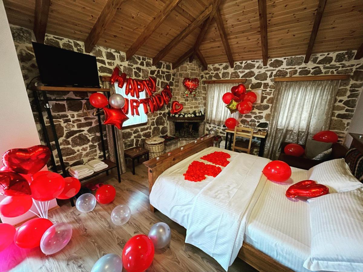 Bujtina Liana Voskopoje Hotel Екстериор снимка