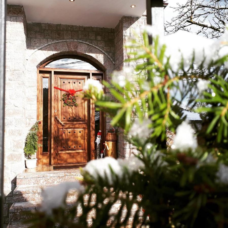 Bujtina Liana Voskopoje Hotel Екстериор снимка