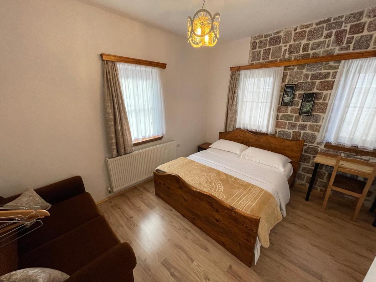 Bujtina Liana Voskopoje Hotel Екстериор снимка