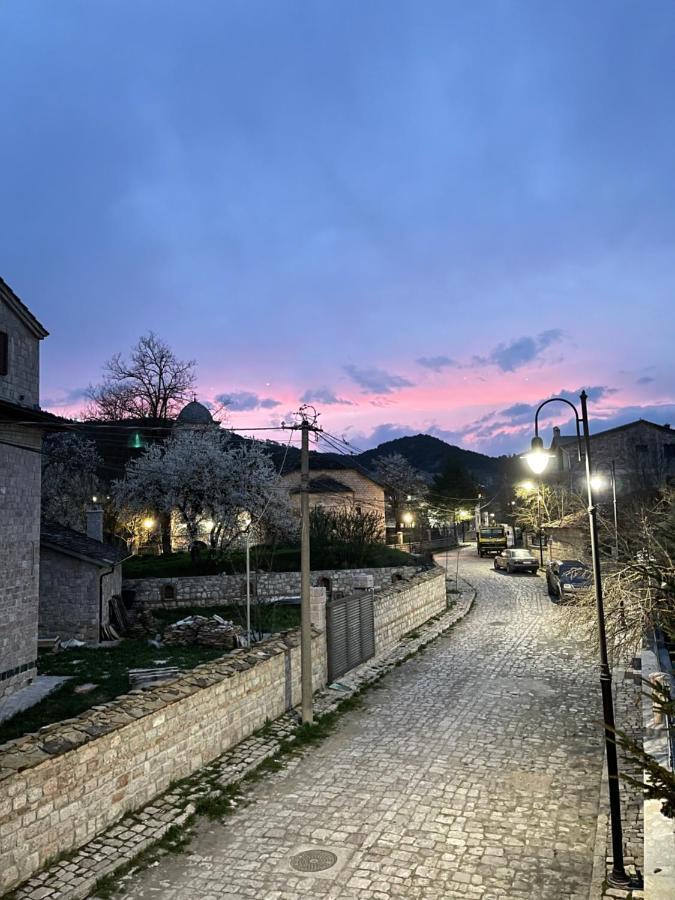 Bujtina Liana Voskopoje Hotel Екстериор снимка
